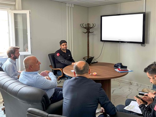 01.07.2025 Tarihinde Arnavutköy Göç İdaresi Yerleşkesi’nde Gerçekleşen Haftalık Değerlendirme Toplantısı